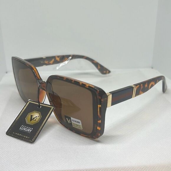 VG Women’s Tortoise Butterfly Squared Women’s Sunglasses - Picture 1 of 3